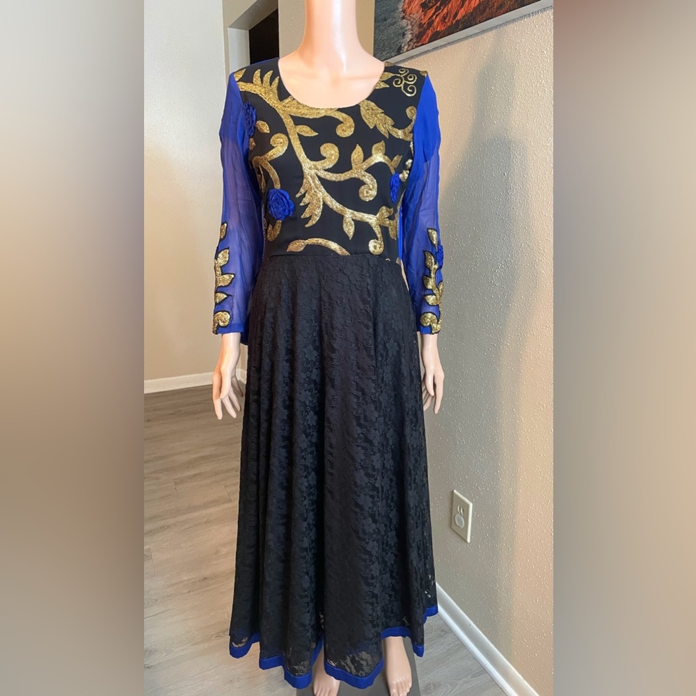 Pakistani Personalized & Customized Dress